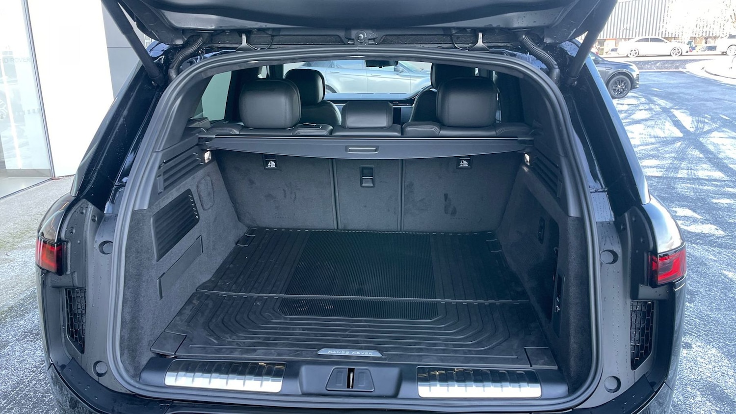 Used Land Rover Range Rover Sport 2025 for sale - 77124815: Photo 10