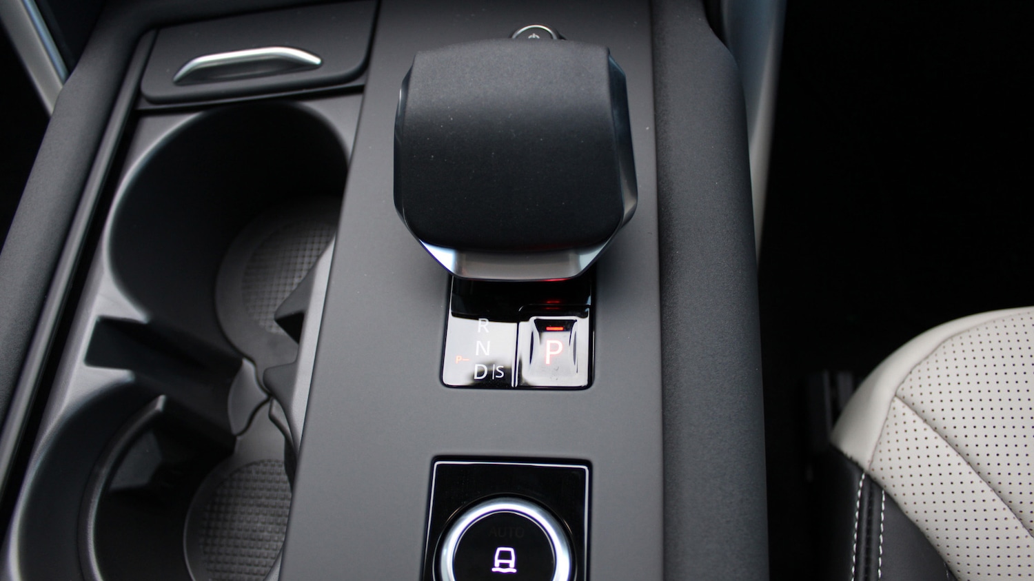 Used Land Rover Discovery 2025 for sale - 76372399: Photo 12