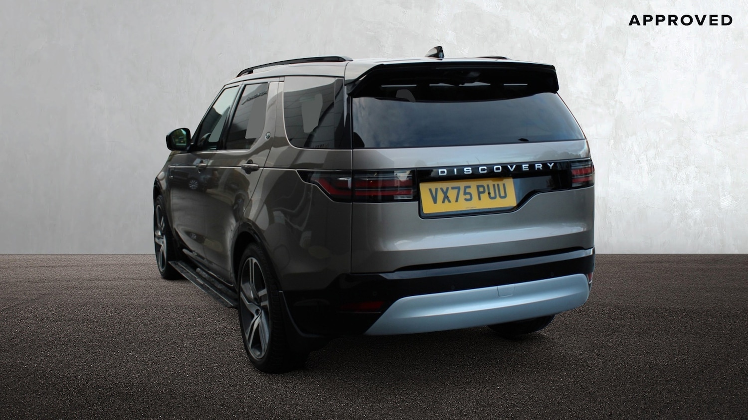 Used Land Rover Discovery 2025 for sale - 76372399: Photo 2