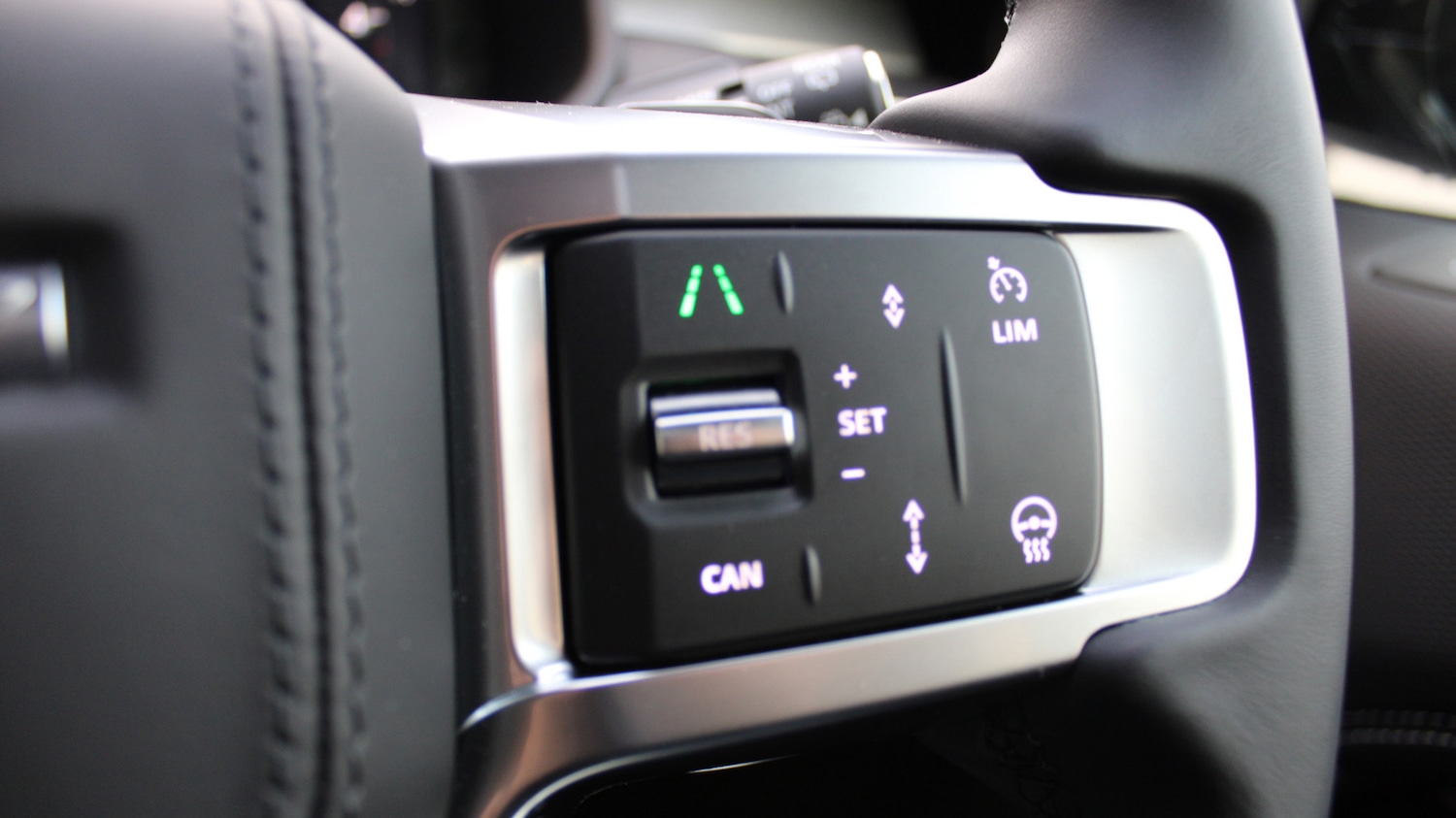 Used Land Rover Discovery 2025 for sale - 76372399: Photo 20