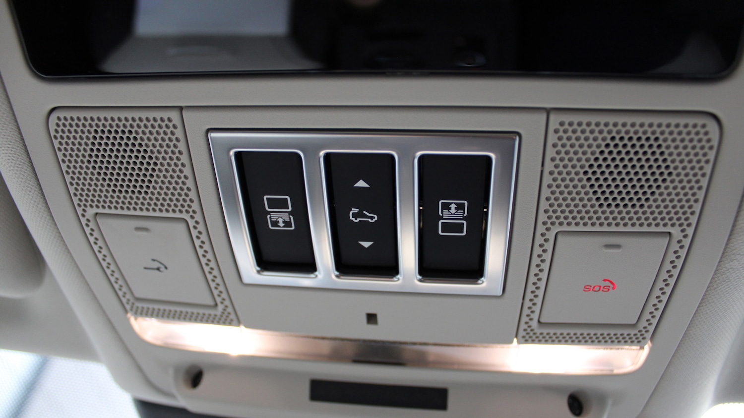 Used Land Rover Discovery 2025 for sale - 76372399: Photo 27