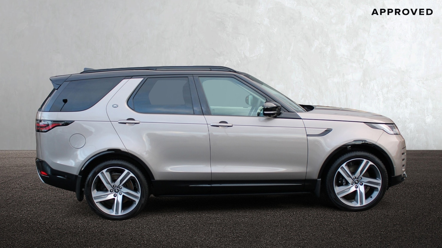 Used Land Rover Discovery 2025 for sale - 76372399: Photo 5