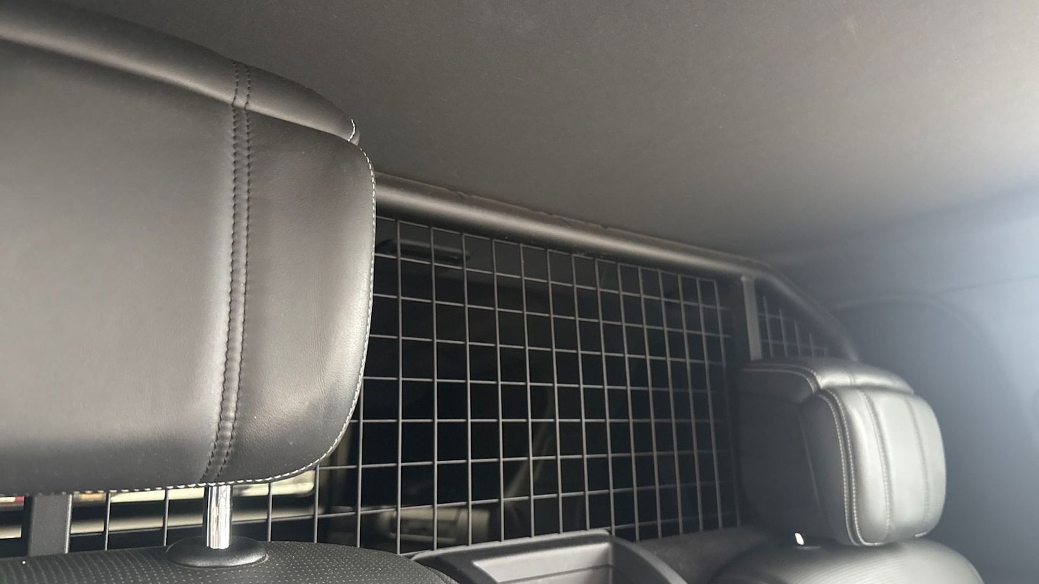 Used Land Rover Discovery 2023 for sale - 77321331: Photo 21