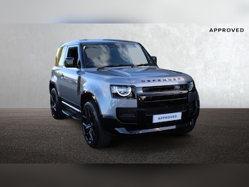 Land Rover - Defender 90