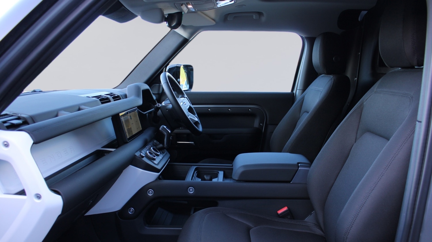 Used Land Rover Defender 90 2024 for sale - 76359800: Photo 3