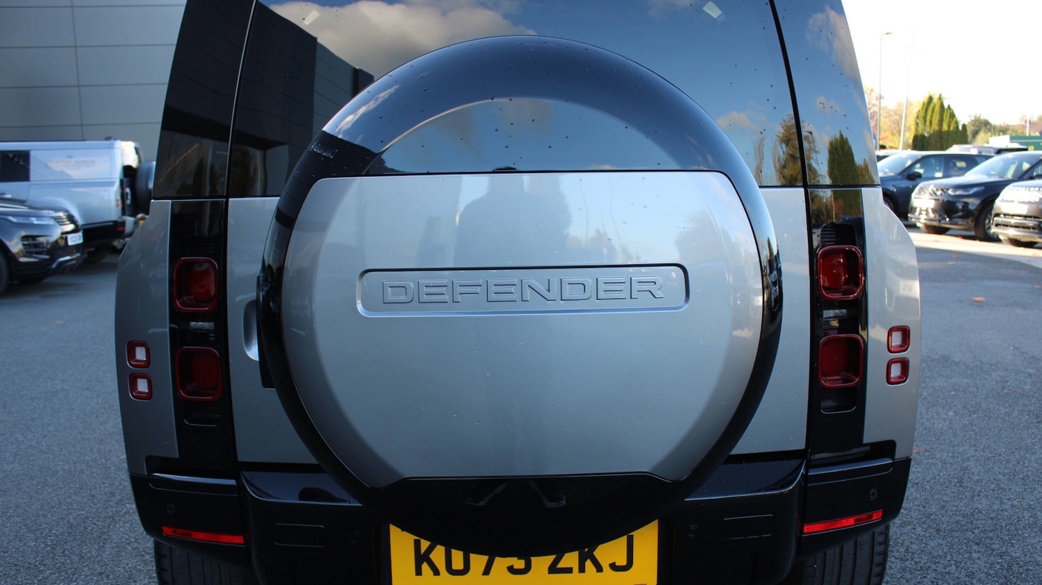 Used Land Rover Defender 90 2024 for sale - 76359800: Photo 31