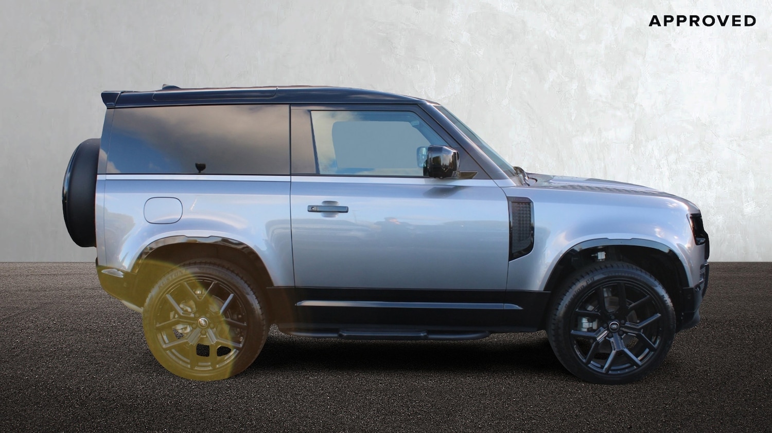 Used Land Rover Defender 90 2024 for sale - 76359800: Photo 4