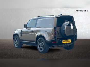 Used Land Rover Defender 90 2025 for sale - 79350304: Photo