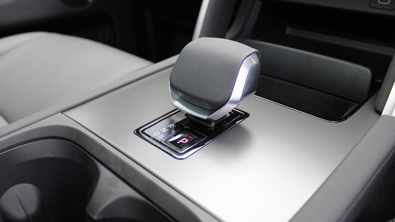 Used Land Rover Discovery Sport 2024 for sale - 76061667: Photo 13