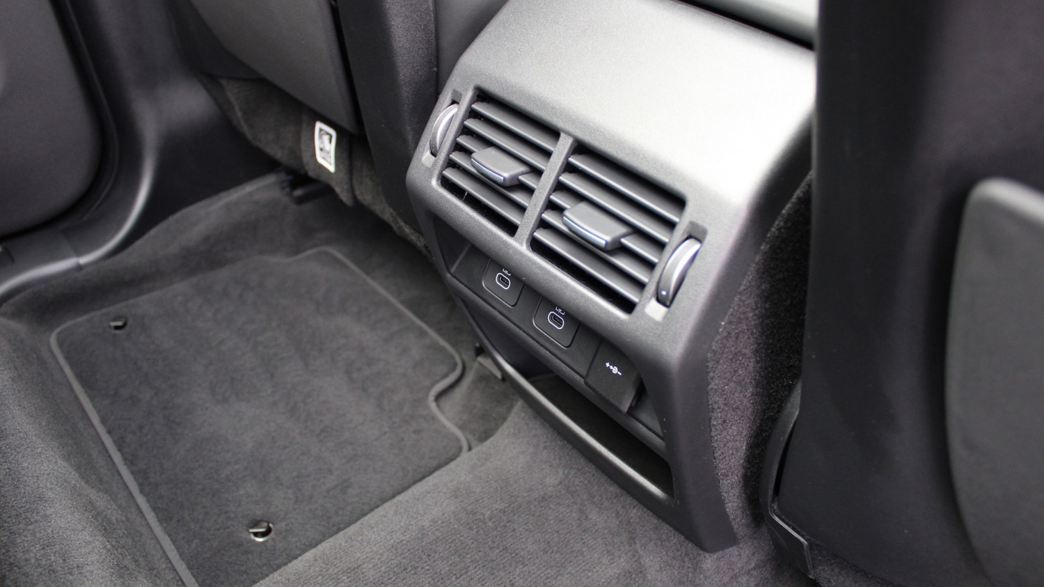 Used Land Rover Discovery Sport 2024 for sale - 76061667: Photo 18