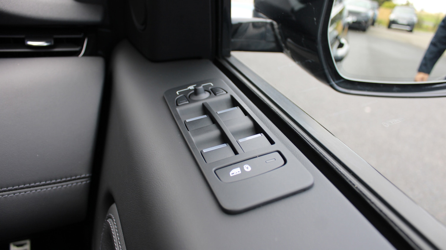 Used Land Rover Discovery Sport 2024 for sale - 76061667: Photo 27
