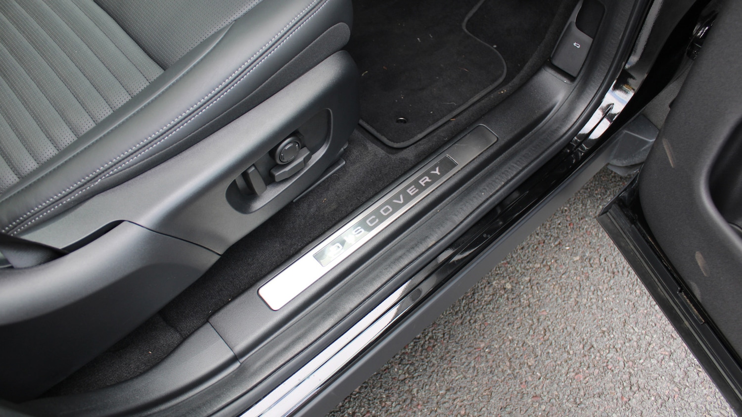 Used Land Rover Discovery Sport 2024 for sale - 76061667: Photo 34