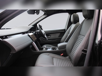 Used Land Rover Discovery Sport 2024 for sale - 76061667: Photo