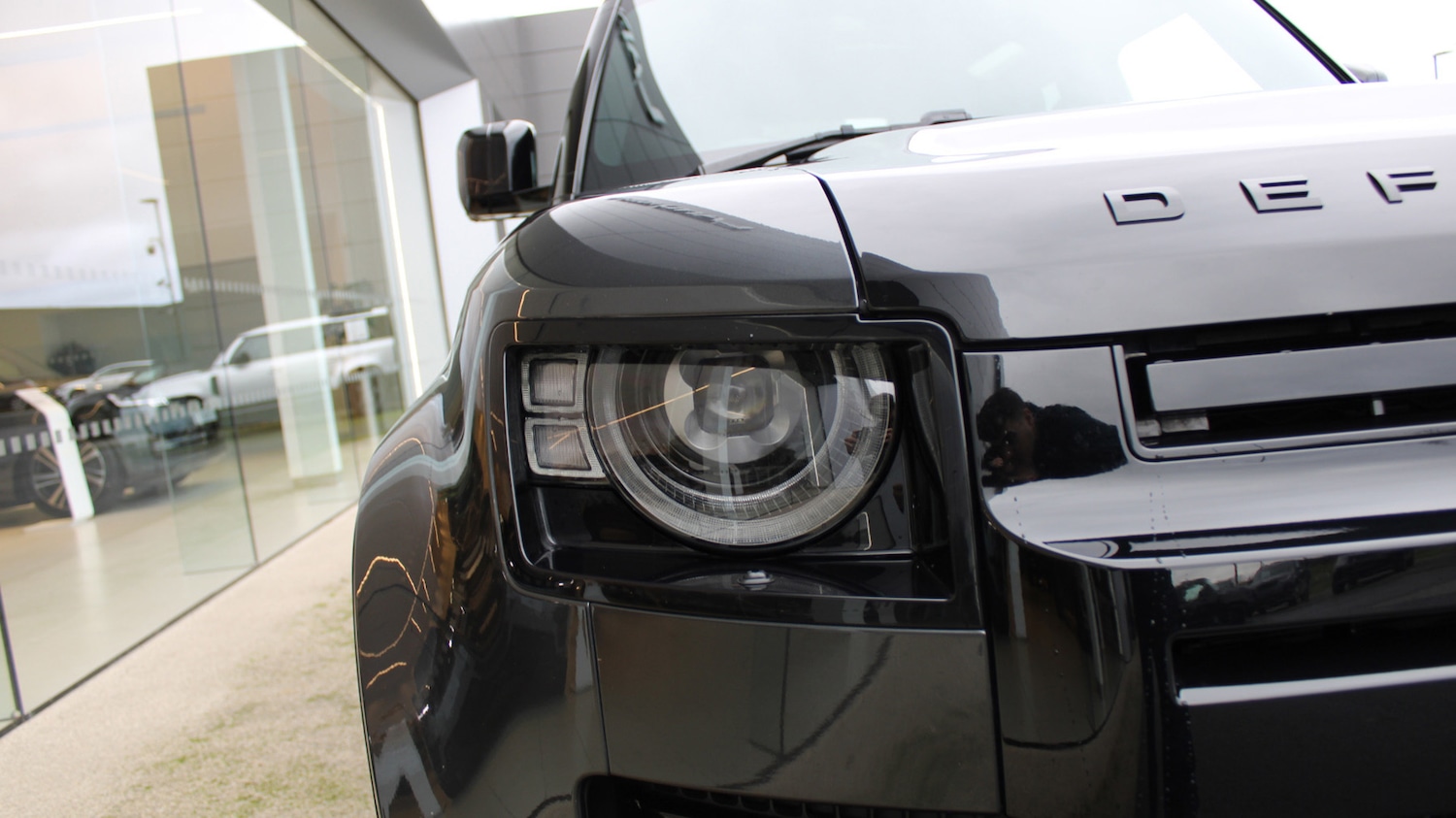 Used Land Rover Defender 2023 for sale - 76716725: Photo 17