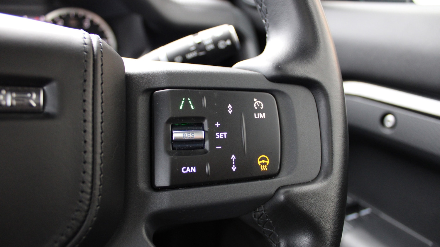 Used Land Rover Defender 2023 for sale - 76716725: Photo 22