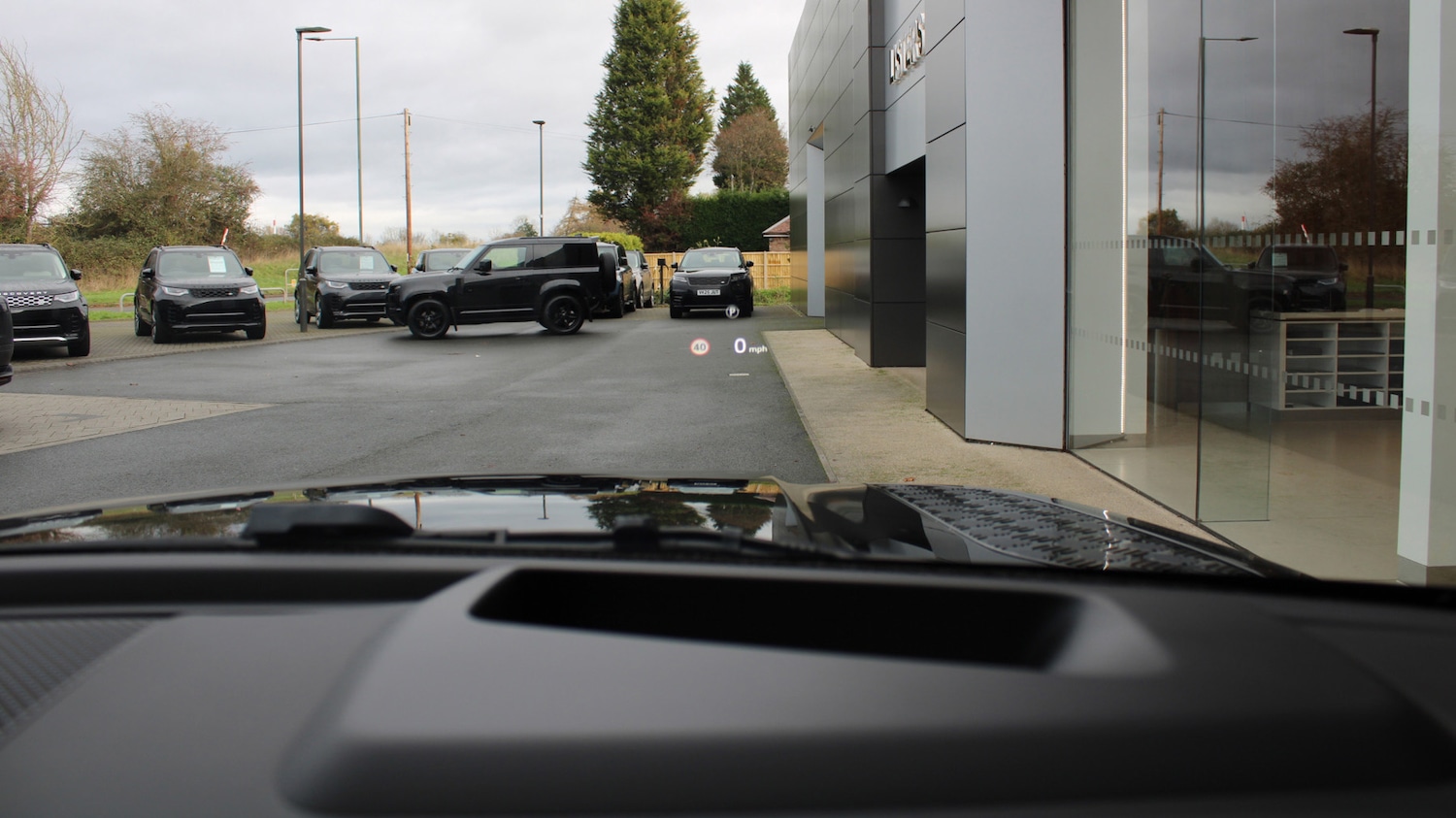 Used Land Rover Defender 2023 for sale - 76716725: Photo 28