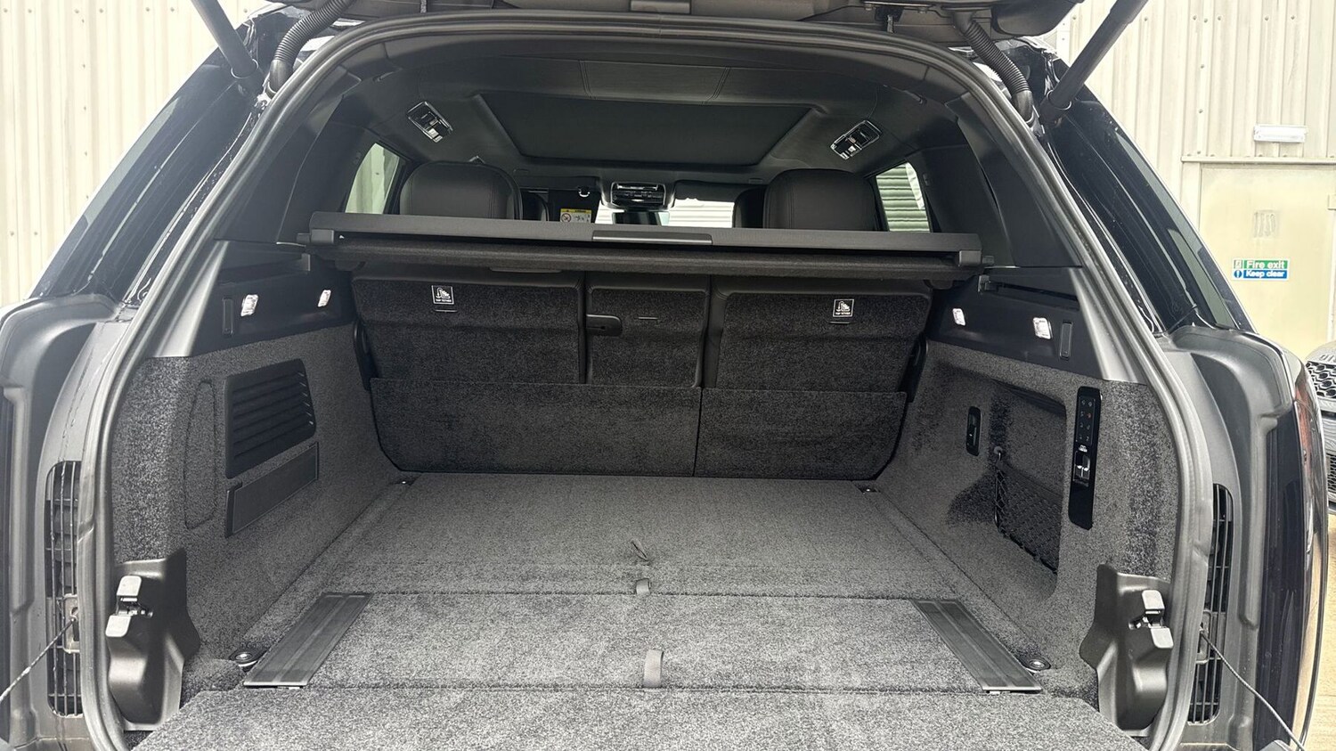 Used Land Rover Range Rover 2023 for sale - 77634422: Photo 10