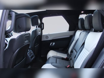 Used Land Rover Discovery 2021 for sale - 76095634: Photo