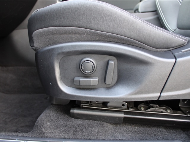 Used Jaguar E-Pace 2020 for sale - 76716809: Photo 27