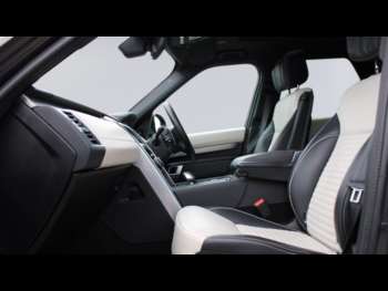 Used Land Rover Discovery 2023 for sale - 75104116: Photo