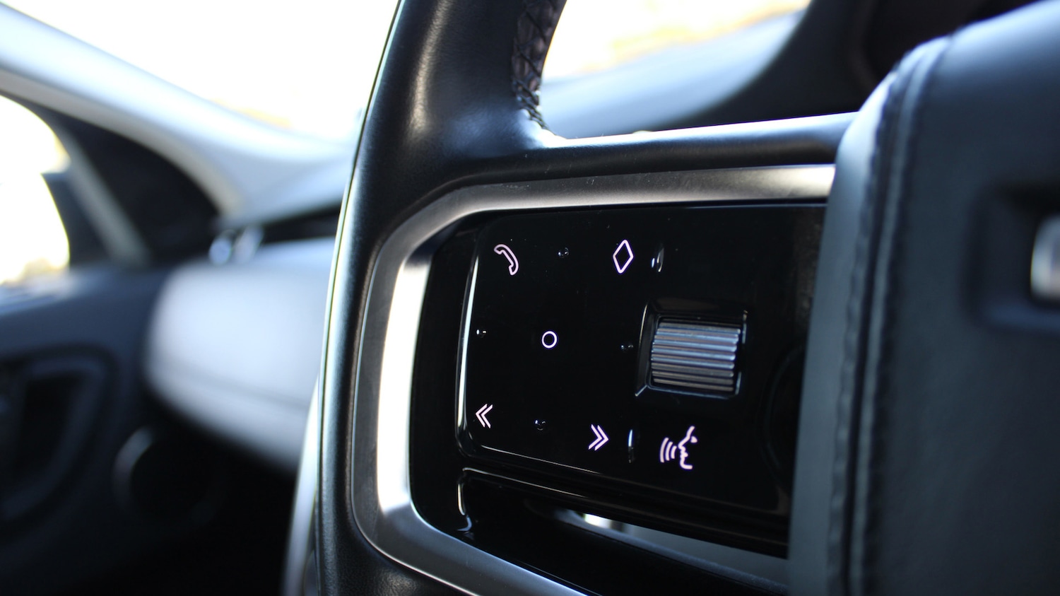 Used Land Rover Discovery Sport 2021 for sale - 76139703: Photo 24