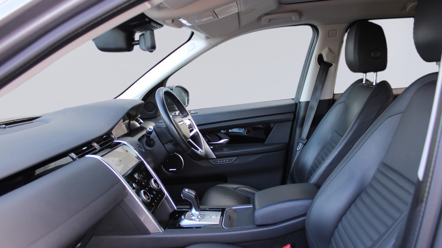 Used Land Rover Discovery Sport 2021 for sale - 76139703: Photo 3