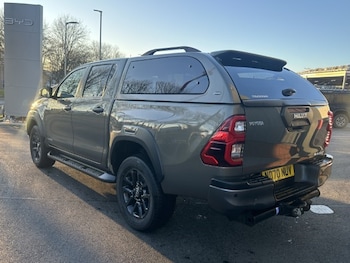Used Toyota Hilux 2021 for sale - 77124115: Photo