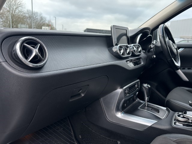 Used Mercedes-Benz X Class 2019 for sale - 77036185: Photo 15