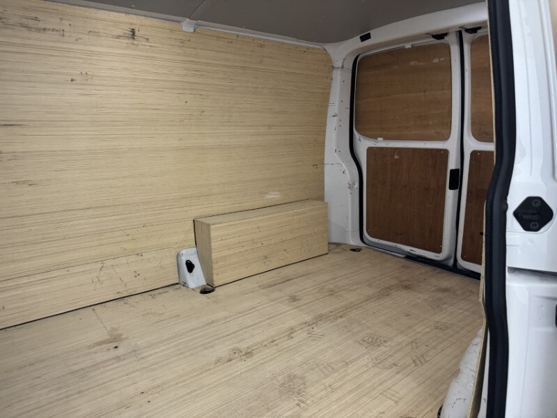 Used Volkswagen Transporter 2023 for sale - 77515958: Photo 28