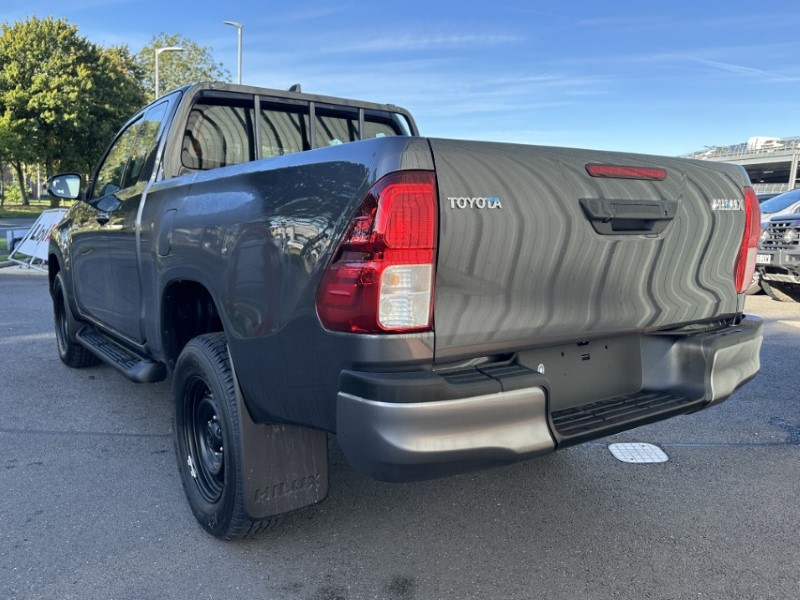 Used Toyota Hilux 2025 for sale - 76980944: Photo 2