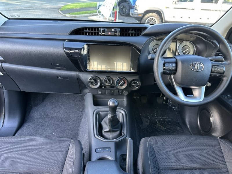 Used Toyota Hilux 2025 for sale - 76980944: Photo 9