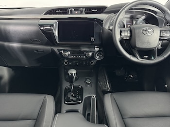 Used Toyota Hilux 2026 for sale - 77848232: Photo