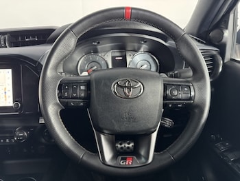 Used Toyota Hilux 2025 for sale - 78298915: Photo