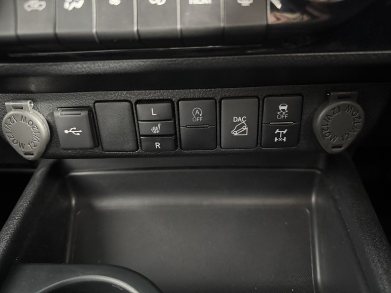 Used Toyota Hilux 2025 for sale - 78028108: Photo 27