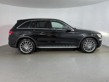 Used Mercedes-Benz GLC 2021 for sale - 77519417: Photo