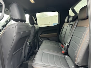 Used Volkswagen Amarok 2025 for sale - 77100564: Photo