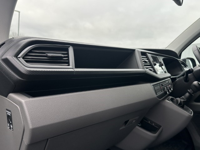 Used Volkswagen Transporter 2024 for sale - 77063482: Photo 16