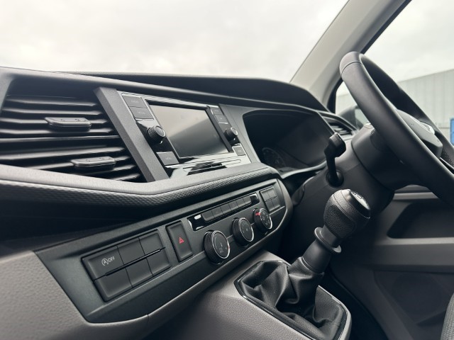 Used Volkswagen Transporter 2024 for sale - 77063482: Photo 17
