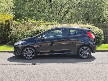 Used Ford Fiesta 2016 for sale - 78545765: Photo