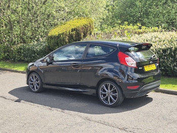 Used Ford Fiesta 2016 for sale - 78545765: Photo