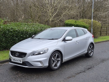 Used Volvo V40 2014 for sale - 77038874: Photo