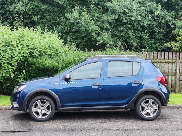 Used Dacia Sandero Stepway 2019 for sale - 75598874: Photo 3