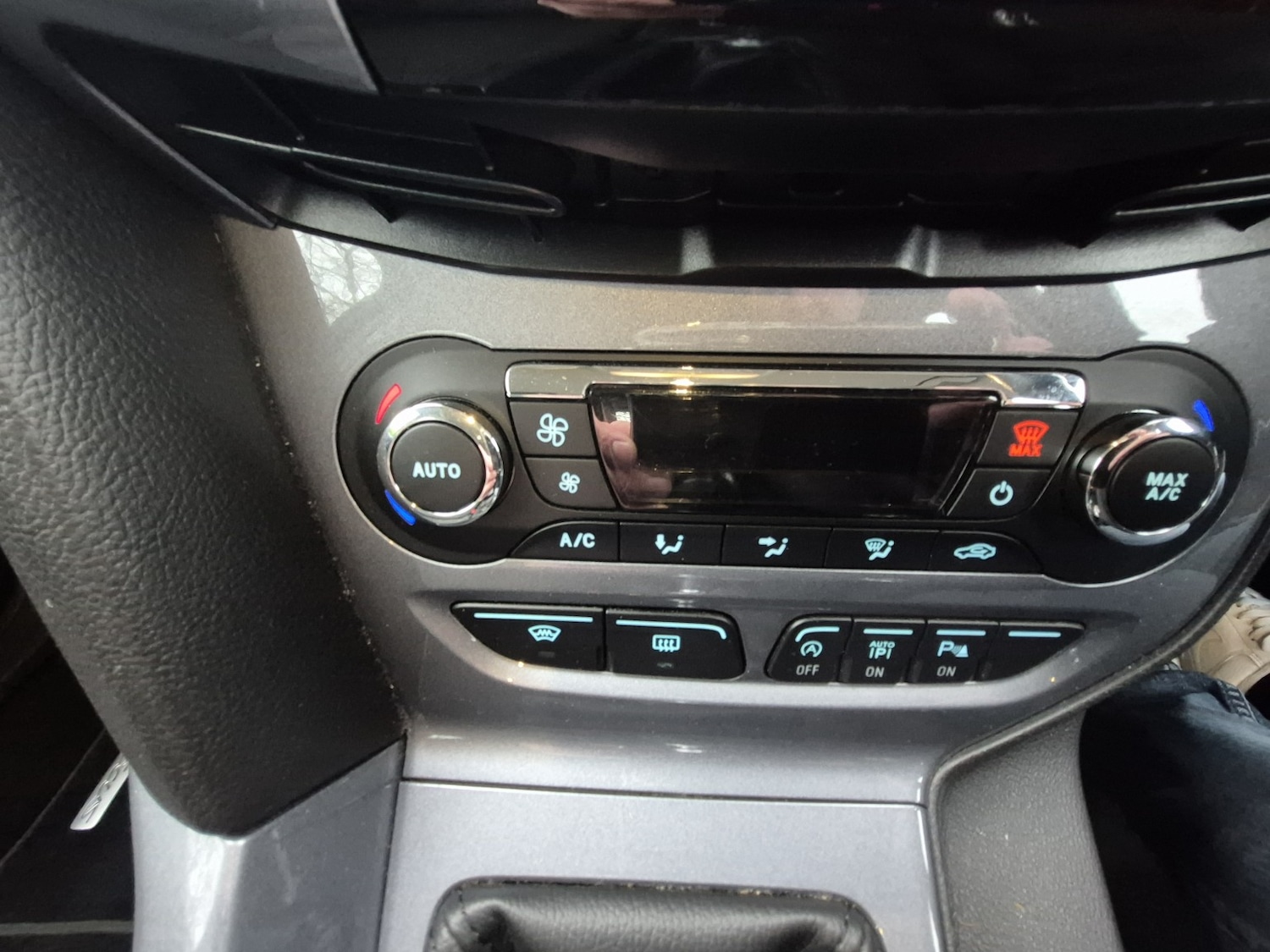 Used Ford Focus 2014 for sale - 77038889: Photo 24