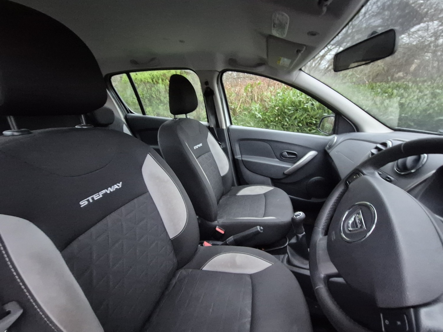 Used Dacia Sandero Stepway 2015 for sale - 77038895: Photo 14