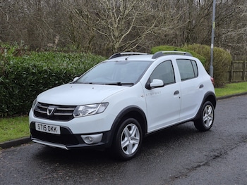 Used Dacia Sandero Stepway 2015 for sale - 77038895: Photo