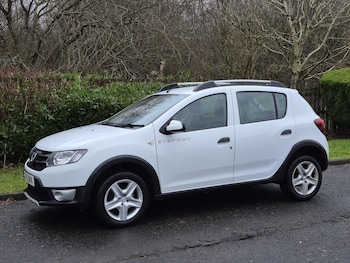 Used Dacia Sandero Stepway 2015 for sale - 77038895: Photo