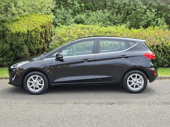 Used Ford Fiesta 2017 for sale - 78727119: Photo