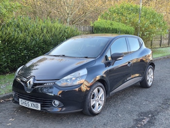 Used Renault Clio 2015 for sale - 76596540: Photo