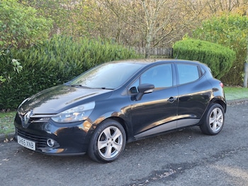 Used Renault Clio 2015 for sale - 76596540: Photo