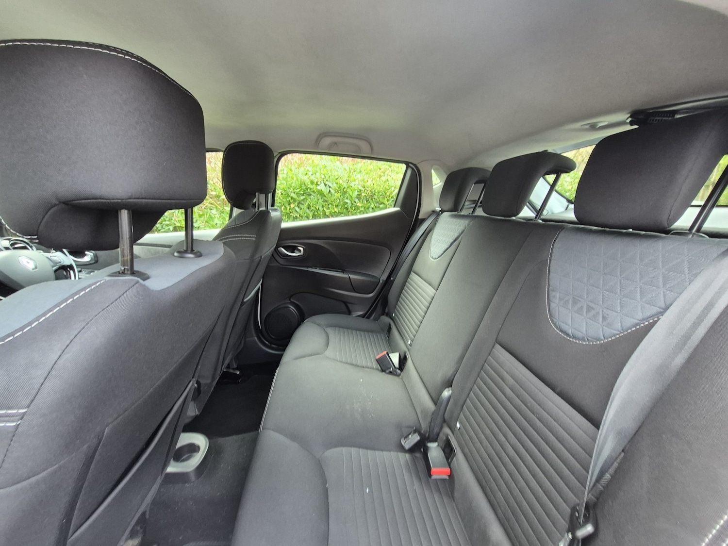 Used Renault Clio 2015 for sale - 77822345: Photo 16